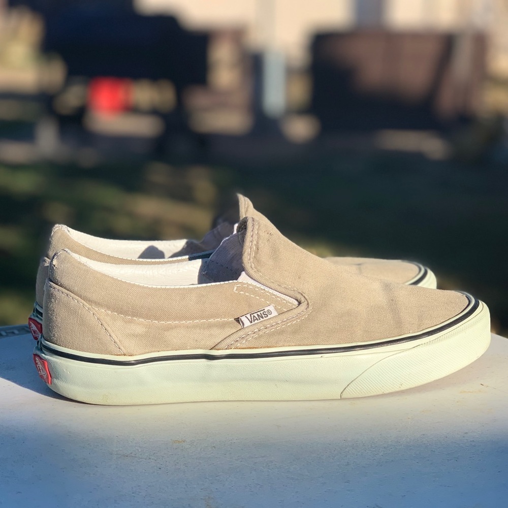Women’s Vans slip ons grey